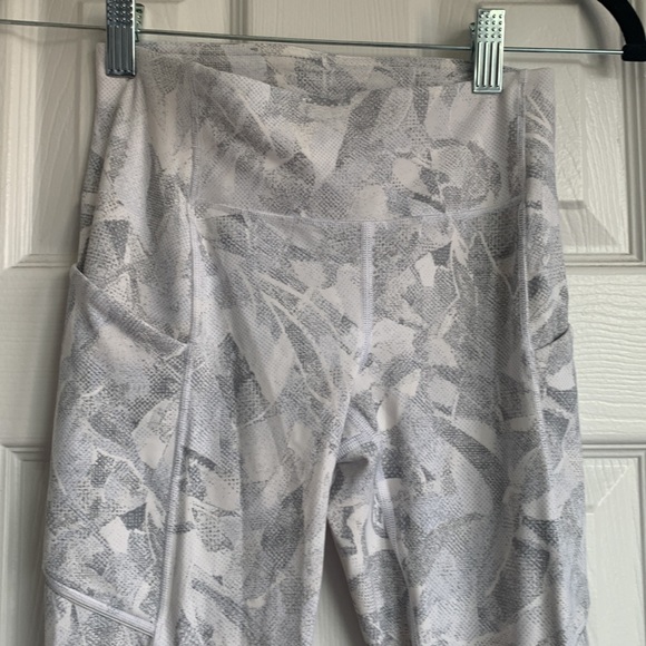 Lululemon Speed Up Tight - Picture 6 of 11